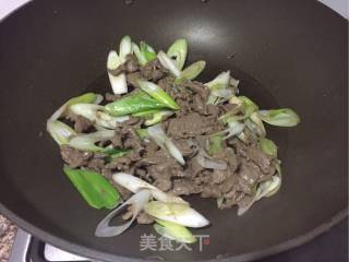 爆炒羊肉的做法步骤：7