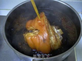 卤猪蹄的做法步骤：9