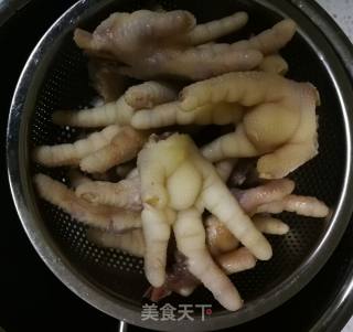卤鸡手的做法步骤：2
