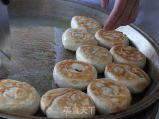 萝卜丝馅饼的做法步骤：8