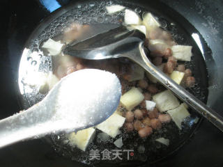 花生米烧冬笋的做法步骤：7