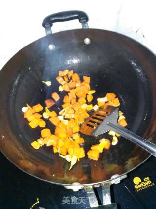 酱烧土豆丁的做法步骤：2