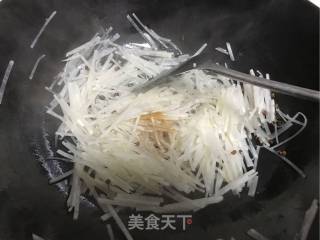 素炒萝卜丝的做法步骤：5