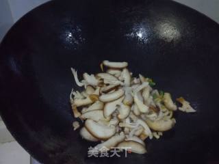 蚝油香菇炒杂蔬的做法步骤：7