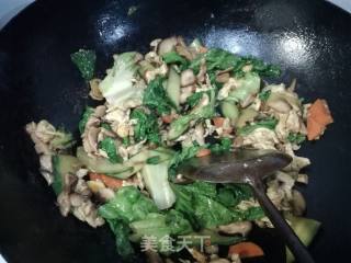 蚝油香菇炒杂蔬的做法步骤：13