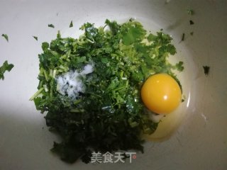 电饼铛——香菜饼卷的做法步骤：2