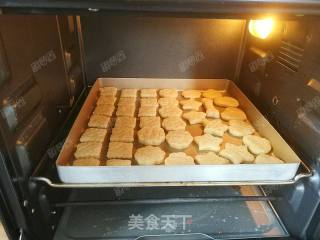 炼乳米粉小饼干的做法步骤：12