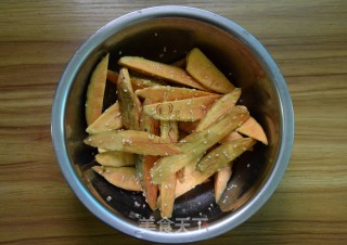 芝麻烤红薯条的做法步骤：3