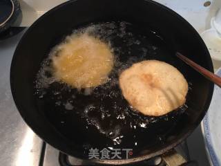 炸油饼的做法步骤：13