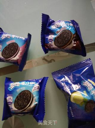 夹心慕斯蛋糕的做法步骤：1