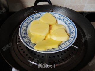 笑脸土豆饼的做法步骤：3
