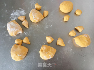 南瓜小熊红糖包的做法步骤：7
