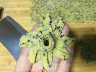 玉米面花果子的做法步骤：15