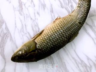 葱香鱼茸的做法步骤：1