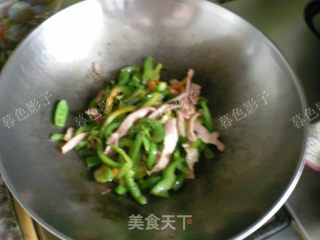 培根炒青椒的做法步骤：8