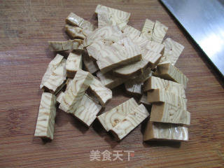 香糕炒腌白菜的做法步骤：3