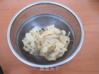 鸡蛋干拌海蜇的做法步骤：3