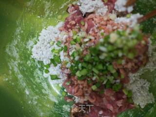 客家水煮肉丸的做法步骤：2