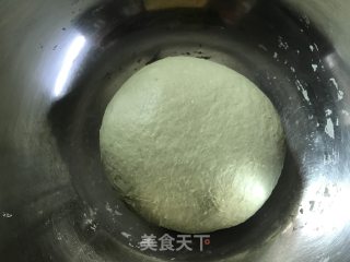 圣诞花环面包的做法步骤：1