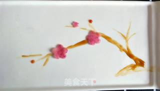 梅花盘画的做法步骤：6