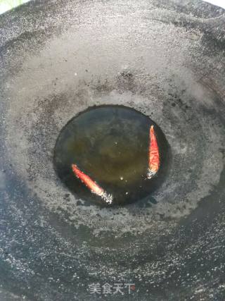 野山椒蒜蓉蒸鱼头的做法步骤：3