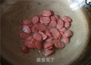 卷心菜炒香肠的做法步骤：4