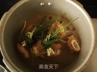 吮指酱棒骨的做法步骤：15