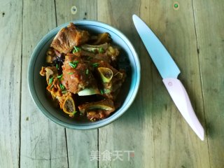 吮指酱棒骨的做法步骤：16