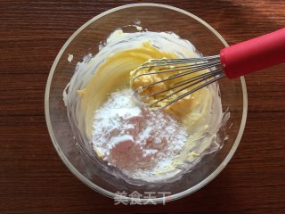 杏仁冰淇淋奶油饼干的做法步骤：2