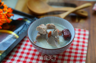 萝卜红枣猪骨汤的做法步骤：6