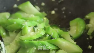 潮音潮人：潮汕素炒丝瓜的做法步骤：6