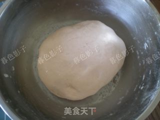 蒸玫瑰馒头的做法步骤：1