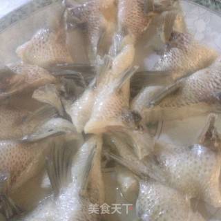 鲜汁鱼下巴的做法步骤：4