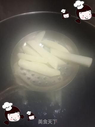 原创【????仙草味道????私房菜????】????女儿????的????味道????????烘烤马铃薯条????的做法步骤：5