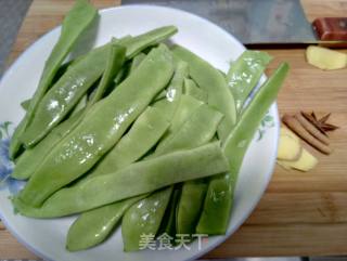 排骨炖豆角的做法步骤：2