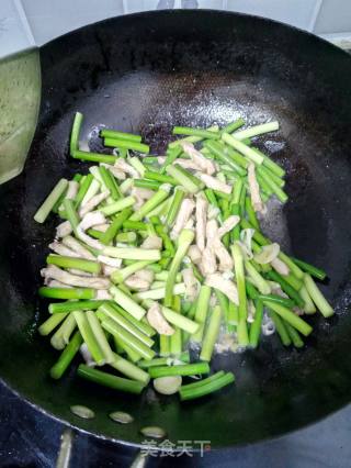 蒜薹炒肉丝的做法步骤：5