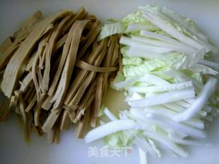 大白菜烧豆腐丝的做法步骤：3