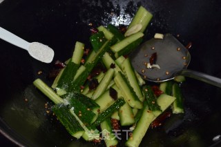 腌黄瓜条的做法步骤：5
