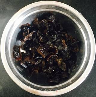 凉拌木耳的做法步骤：5