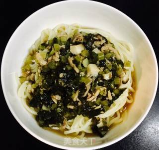 雪菜肉丝面的做法步骤：11