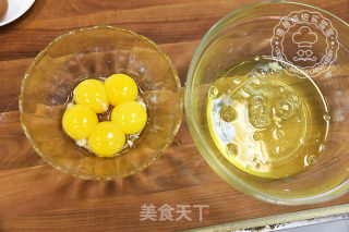 日式烫面戚风蛋糕的做法步骤：1
