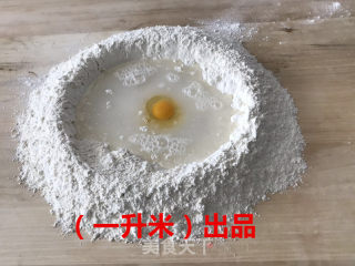 自制手工面，炸酱面做法详解的做法步骤：1
