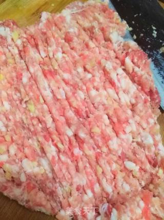 千层肉饼的做法步骤：2