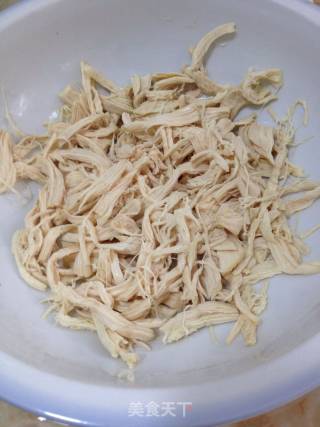 麻辣手撕鸡的做法步骤：9