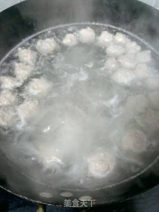 菠菜丸子粉丝汤的做法步骤：6