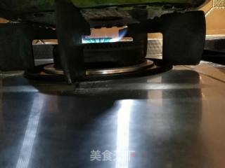 香脆冰花水煎包的做法步骤：1