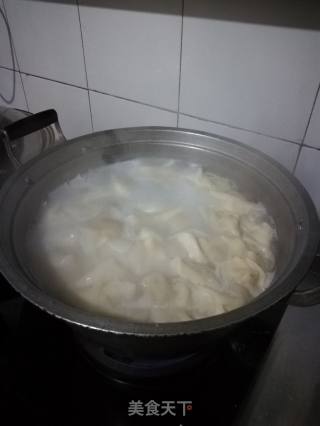 鲜肉玉米馄饨的做法步骤：7