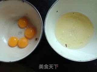 肉松蛋糕卷的做法步骤：1