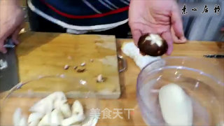 庄青山：誓要吃到鲜美营养菌菇汤的心情你能理解吗~的做法步骤：4