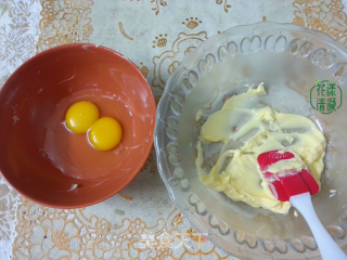 烤箱美食之曲奇饼干的做法步骤：1